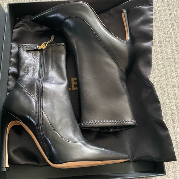 LERRE Shoes - LERRE Italy Black Leather Ankle Boots Size 8.5